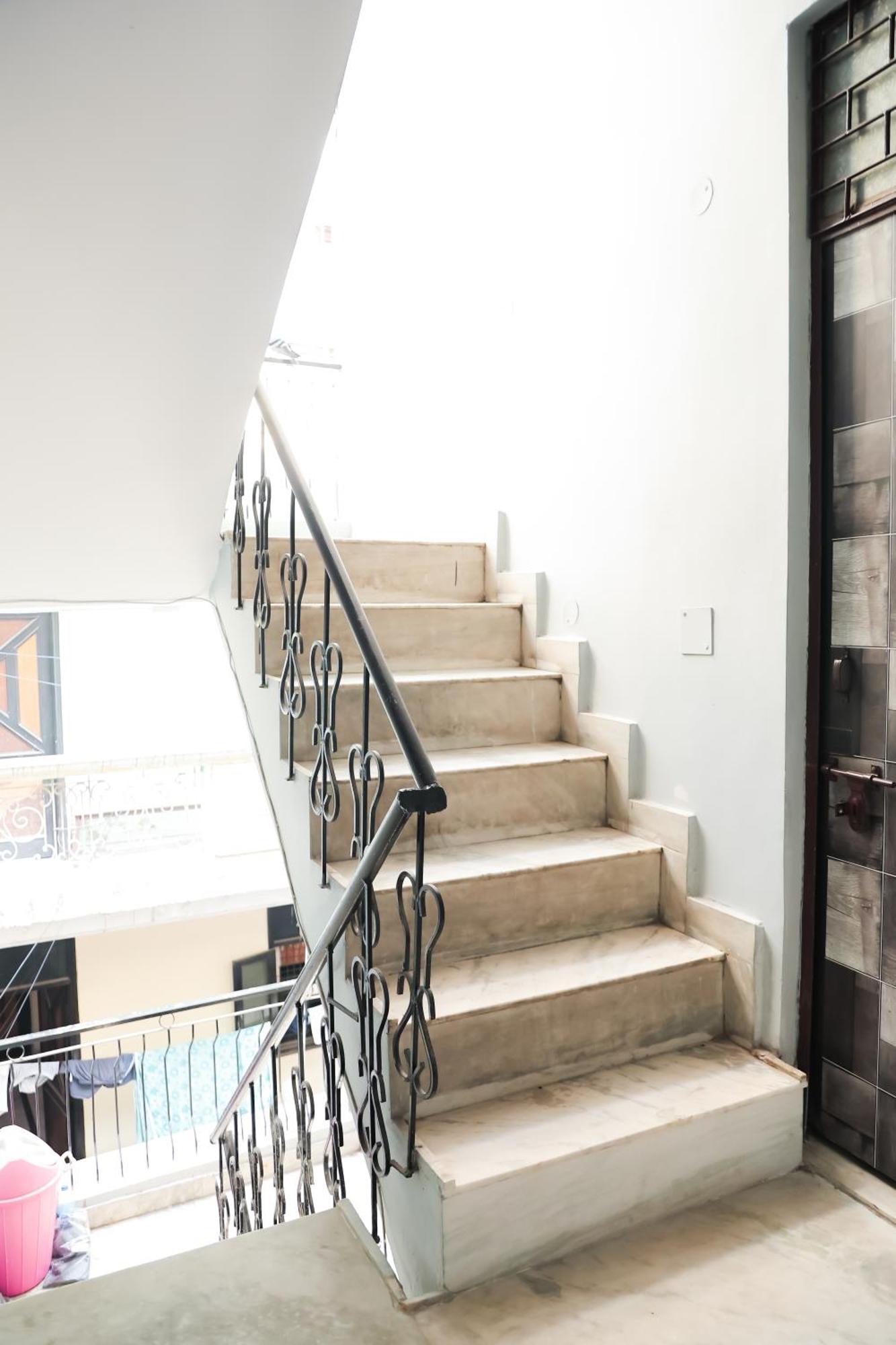 Mannat Stay Hotel - Laxmi Nagar นิวเดลี ภายนอก รูปภาพ